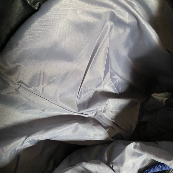 Backpack - Picture 7 of 7